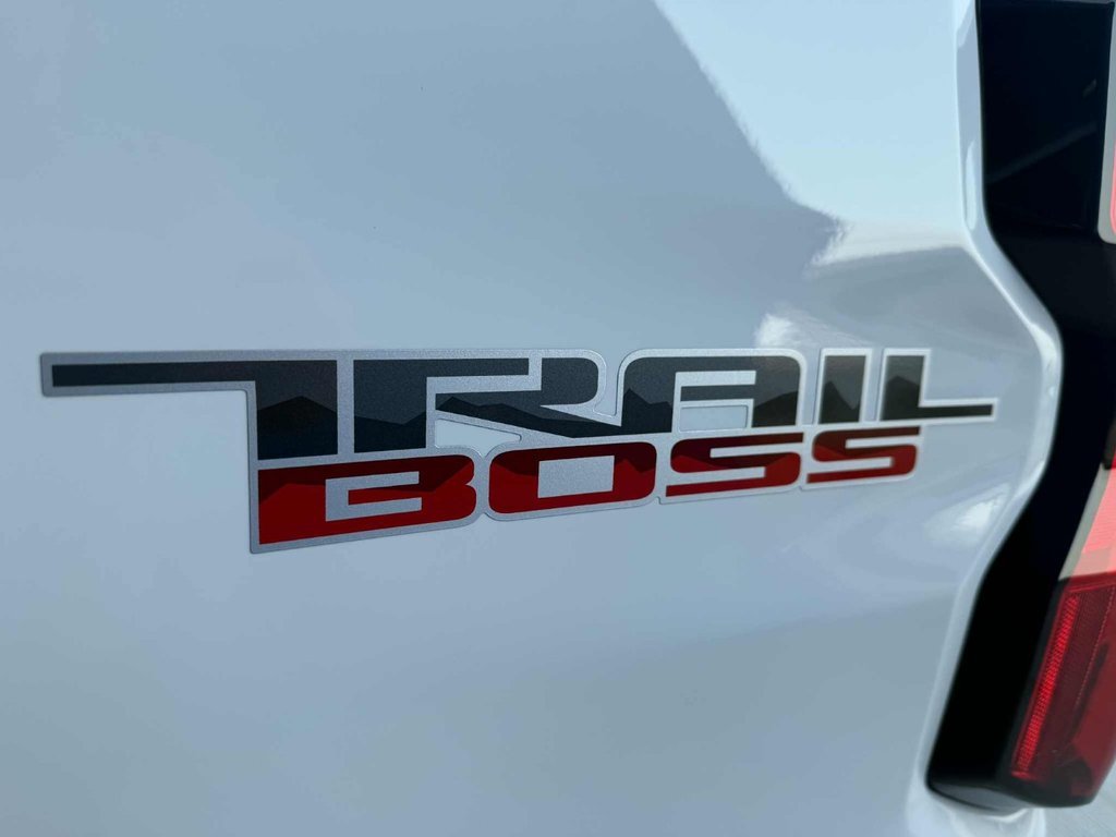 2025 Chevrolet Colorado Trail Boss in Grand Falls, New Brunswick - 17 - w1024h768px