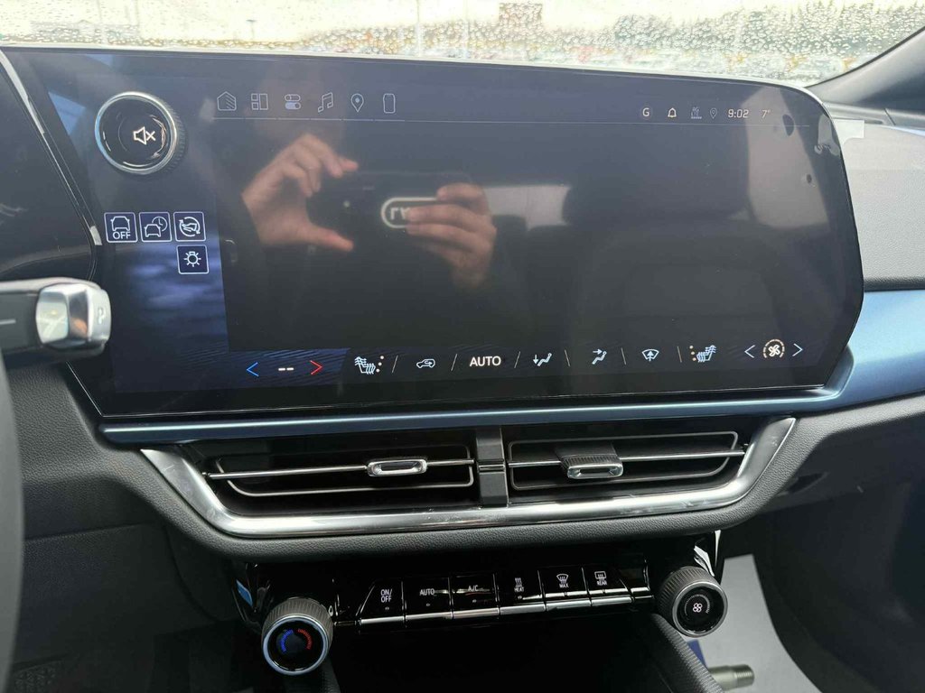 2026 Chevrolet Equinox EV 2LT in Grand Falls, New Brunswick - 18 - w1024h768px