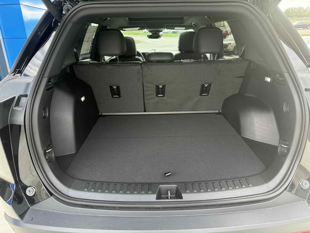 Chevrolet Equinox ACTIV 2026 à Grand Falls, Nouveau-Brunswick - 8 - w1024h768px