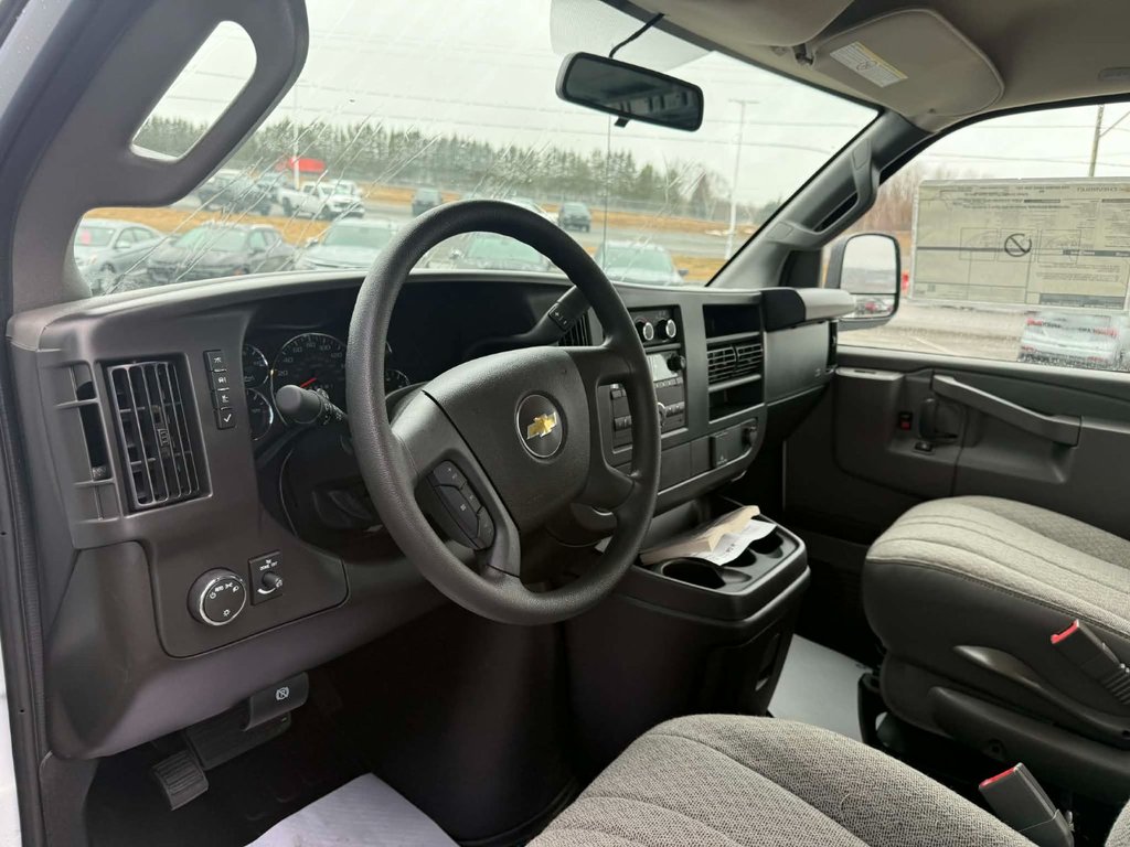 2026 Chevrolet EXPRESS CARGO VAN BASE in Grand Falls, New Brunswick - 12 - w1024h768px