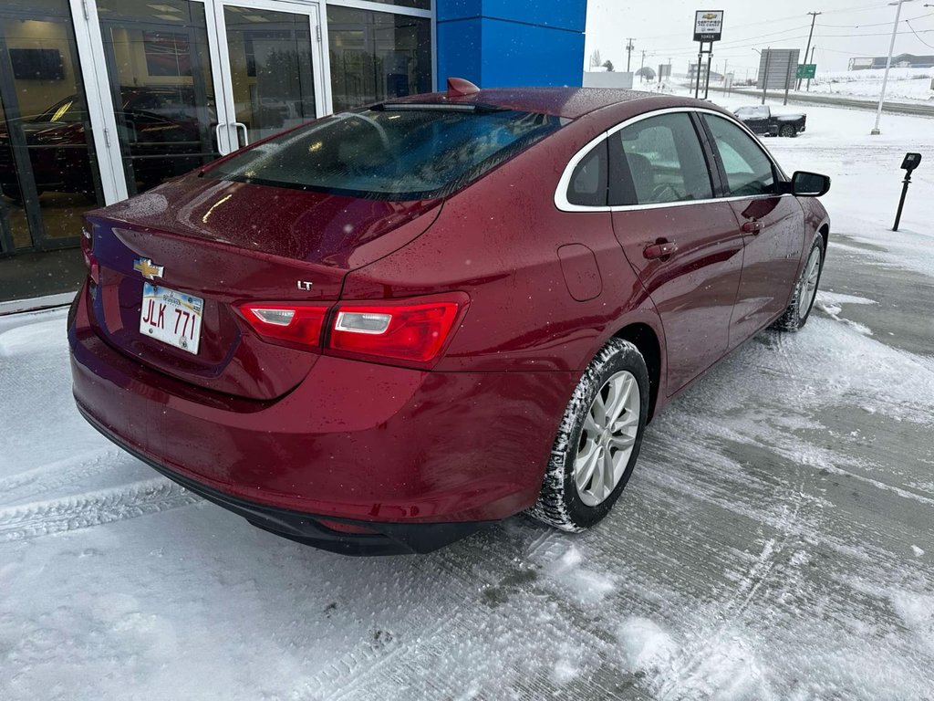 2017 Chevrolet Malibu LT in Grand Falls, New Brunswick - 4 - w1024h768px