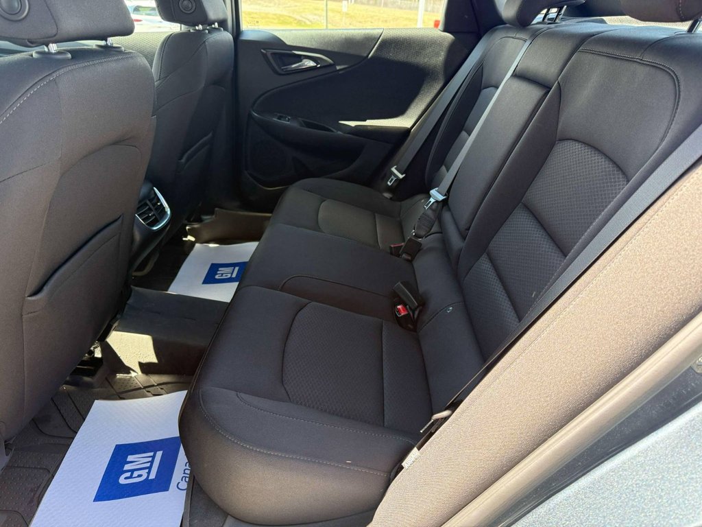 2019 Chevrolet Malibu LT in Grand Falls, New Brunswick - 16 - w1024h768px