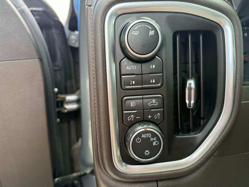 2019 Chevrolet Silverado 1500 RST in Grand Falls, New Brunswick - 10 - w1024h768px