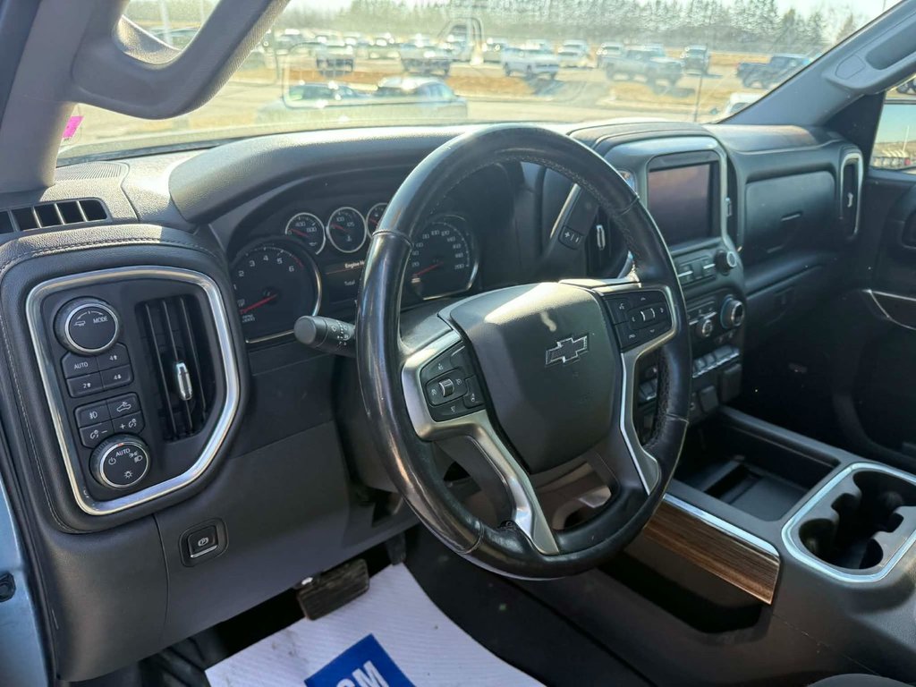 Chevrolet Silverado 1500 RST 2021 à Grand Falls, Nouveau-Brunswick - 8 - w1024h768px