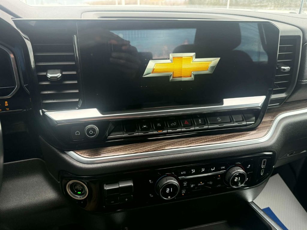 2022 Chevrolet Silverado 1500 RST in Grand Falls, New Brunswick - 18 - w1024h768px