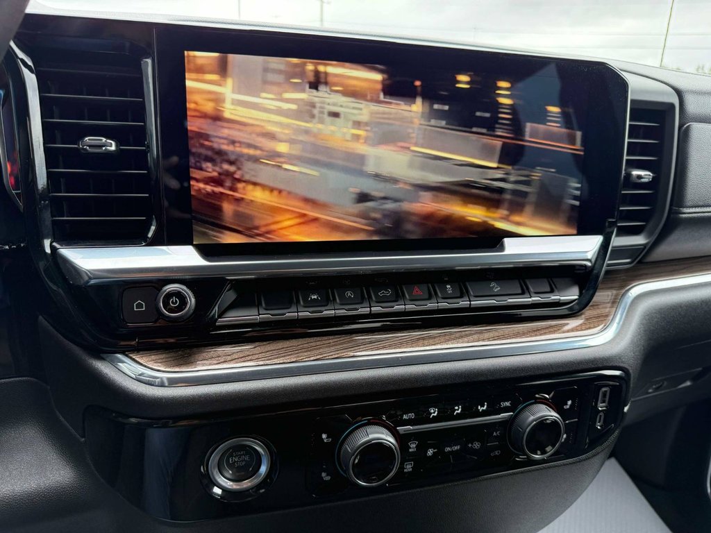 2023 Chevrolet Silverado 1500 LT in Grand Falls, New Brunswick - 16 - w1024h768px