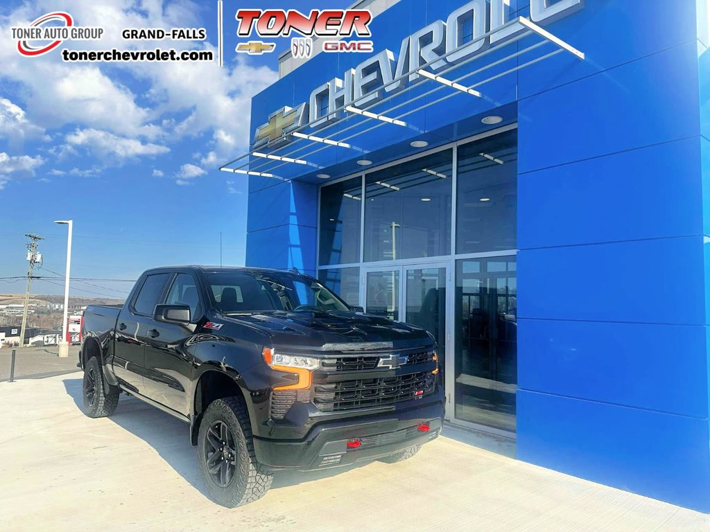 2025  Silverado 1500 LT Trail Boss in Grand Falls, New Brunswick - 1 - w1024h768px