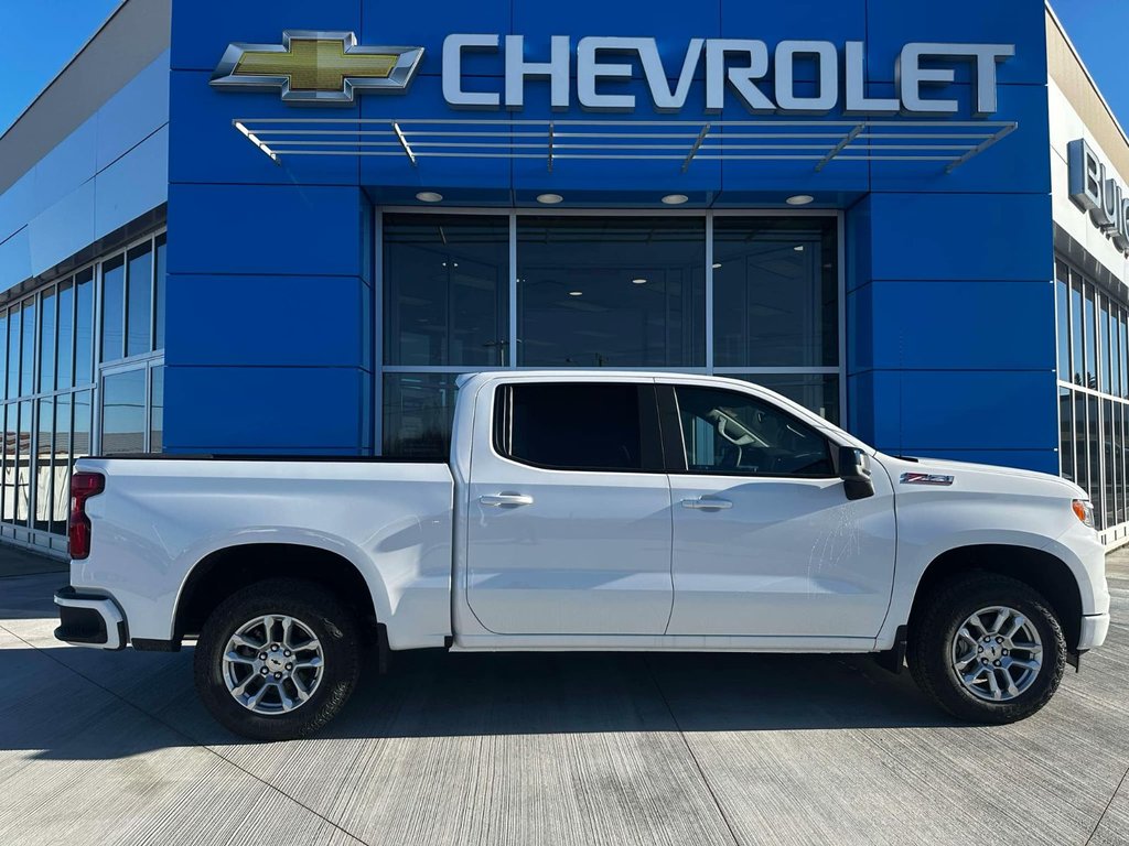 2025  Silverado 1500 RST in Grand Falls, New Brunswick - 3 - w1024h768px