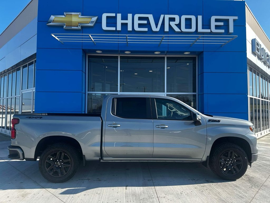 2025  Silverado 1500 RST in Grand Falls, New Brunswick - 3 - w1024h768px