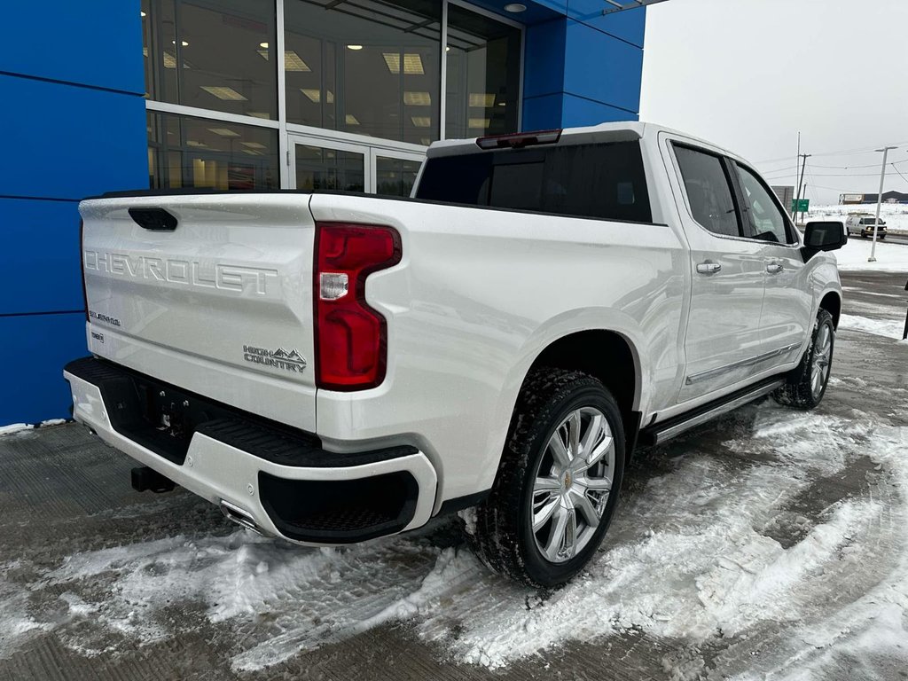 Chevrolet Silverado 1500 High Country 2025 à Grand Falls, Nouveau-Brunswick - 4 - w1024h768px