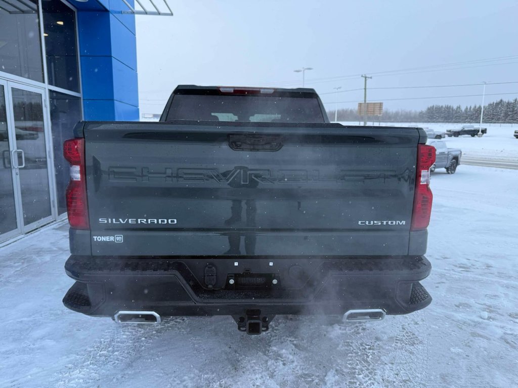 Chevrolet Silverado 1500 Custom Trail Boss 2025 à Grand Falls, Nouveau-Brunswick - 5 - w1024h768px