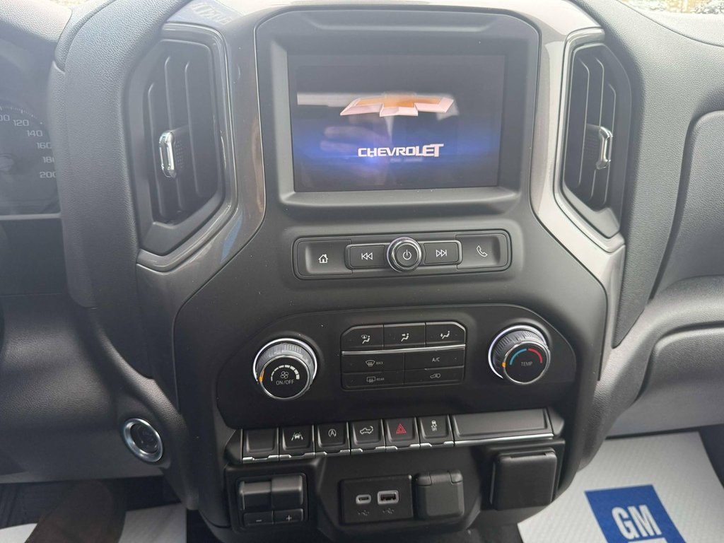 2025 Chevrolet Silverado 1500 Custom in Grand Falls, New Brunswick - 13 - w1024h768px
