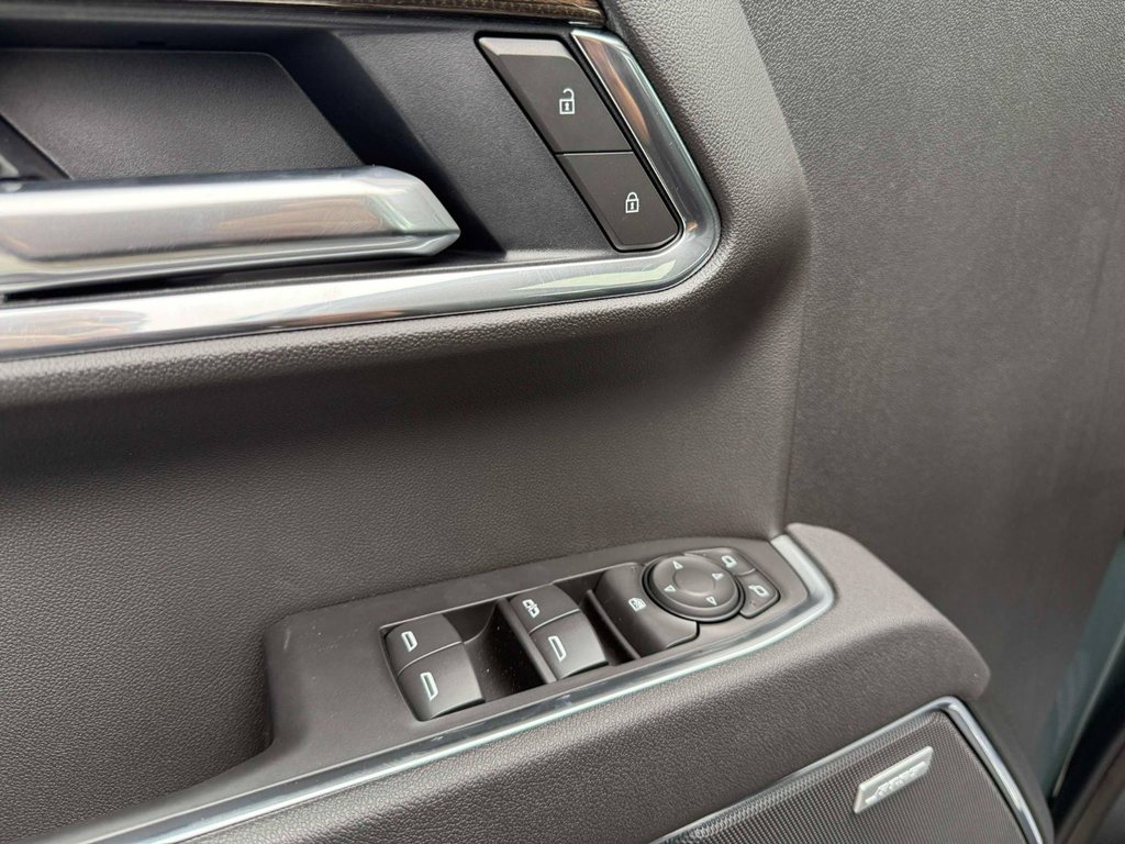 2025 Chevrolet Silverado 1500 LT Trail Boss in Grand Falls, New Brunswick - 9 - w1024h768px