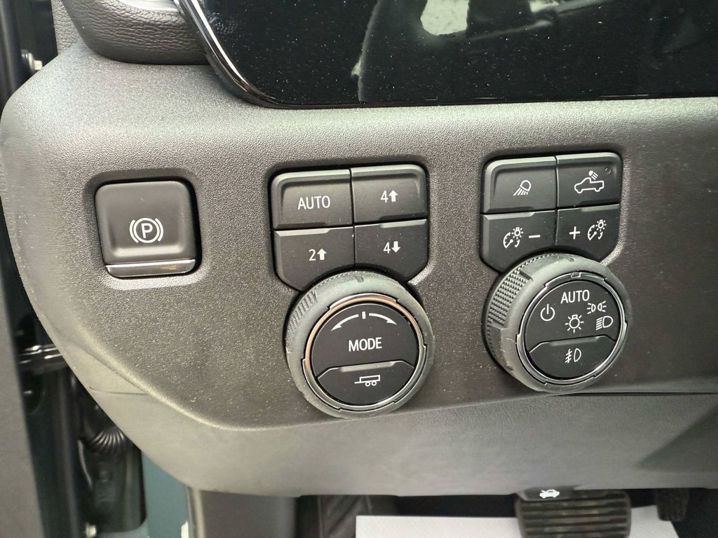 2025 Chevrolet Silverado 1500 LT Trail Boss in Grand Falls, New Brunswick - 16 - w1024h768px