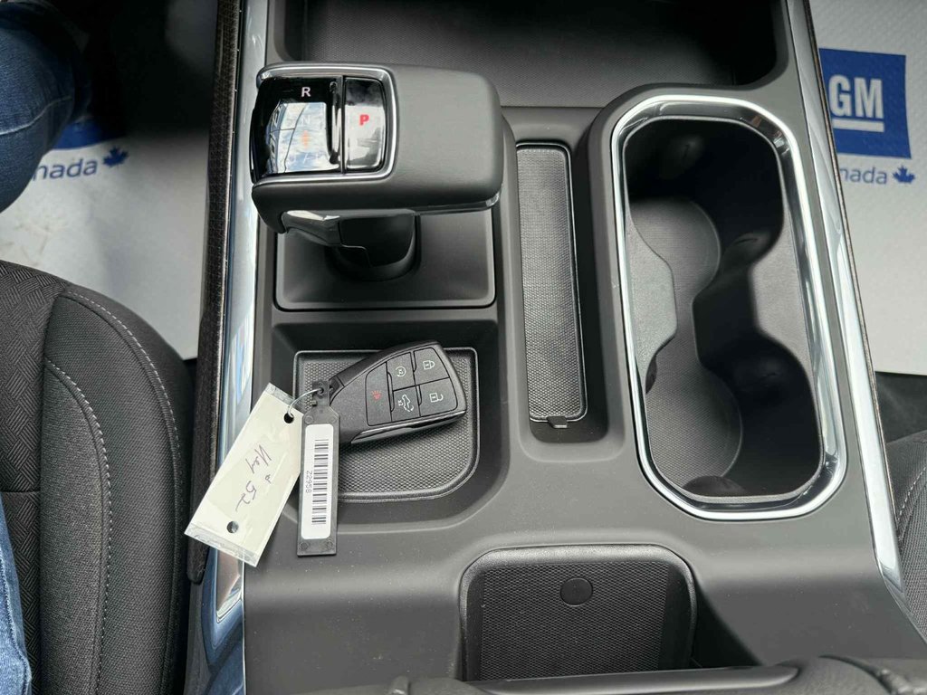 2025 Chevrolet Silverado 1500 LT in Grand Falls, New Brunswick - 10 - w1024h768px