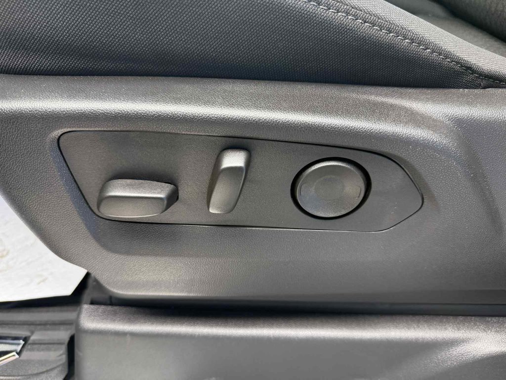2025 Chevrolet Silverado 1500 LT in Grand Falls, New Brunswick - 10 - w1024h768px