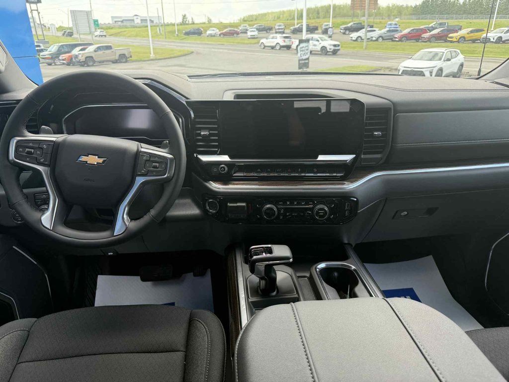 2025 Chevrolet Silverado 1500 LT in Grand Falls, New Brunswick - 7 - w1024h768px