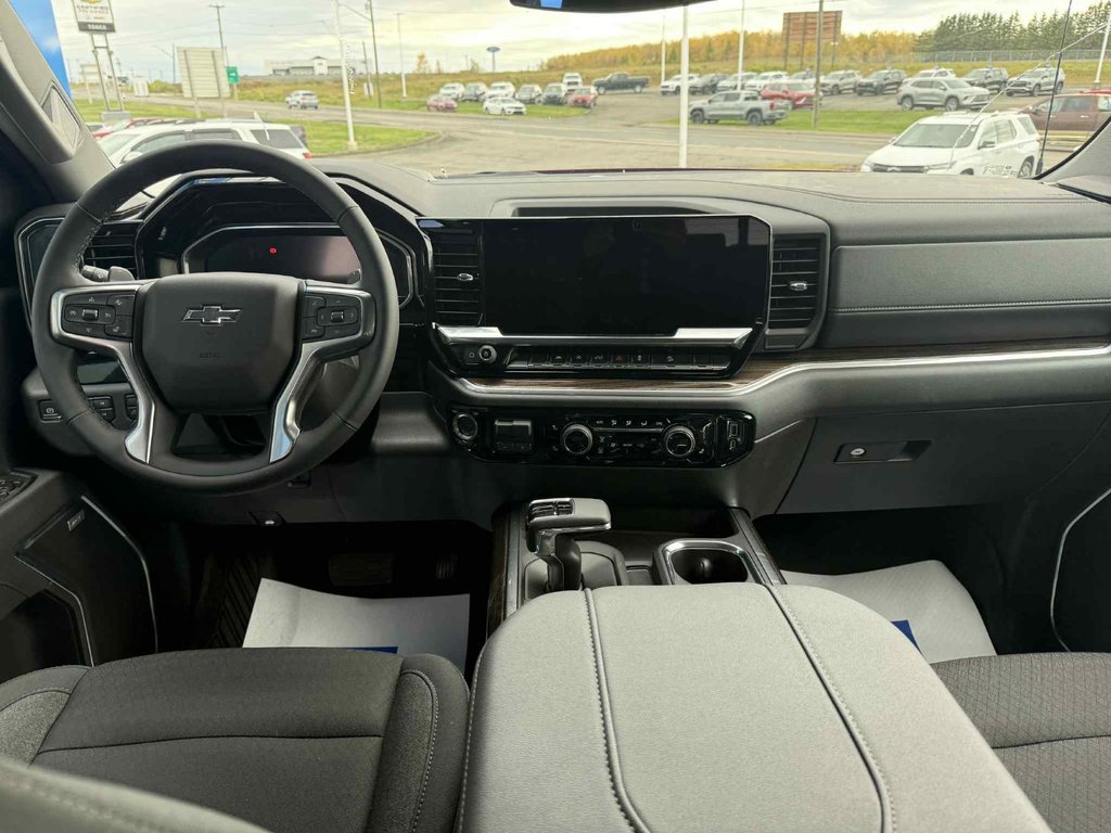 2025 Chevrolet SILVERADO 1500 RST in Grand Falls, New Brunswick - 13 - w1024h768px