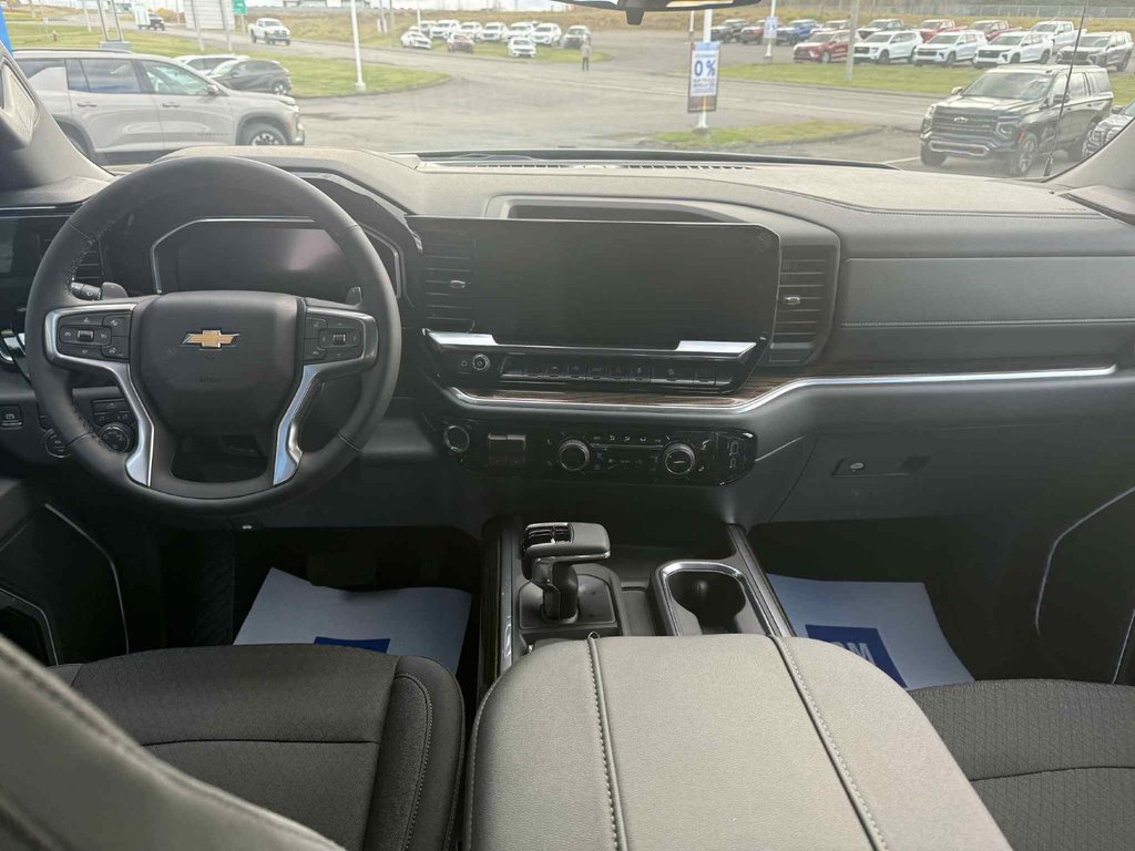2026 Chevrolet Silverado 1500 LT in Grand Falls, New Brunswick - 12 - w1024h768px