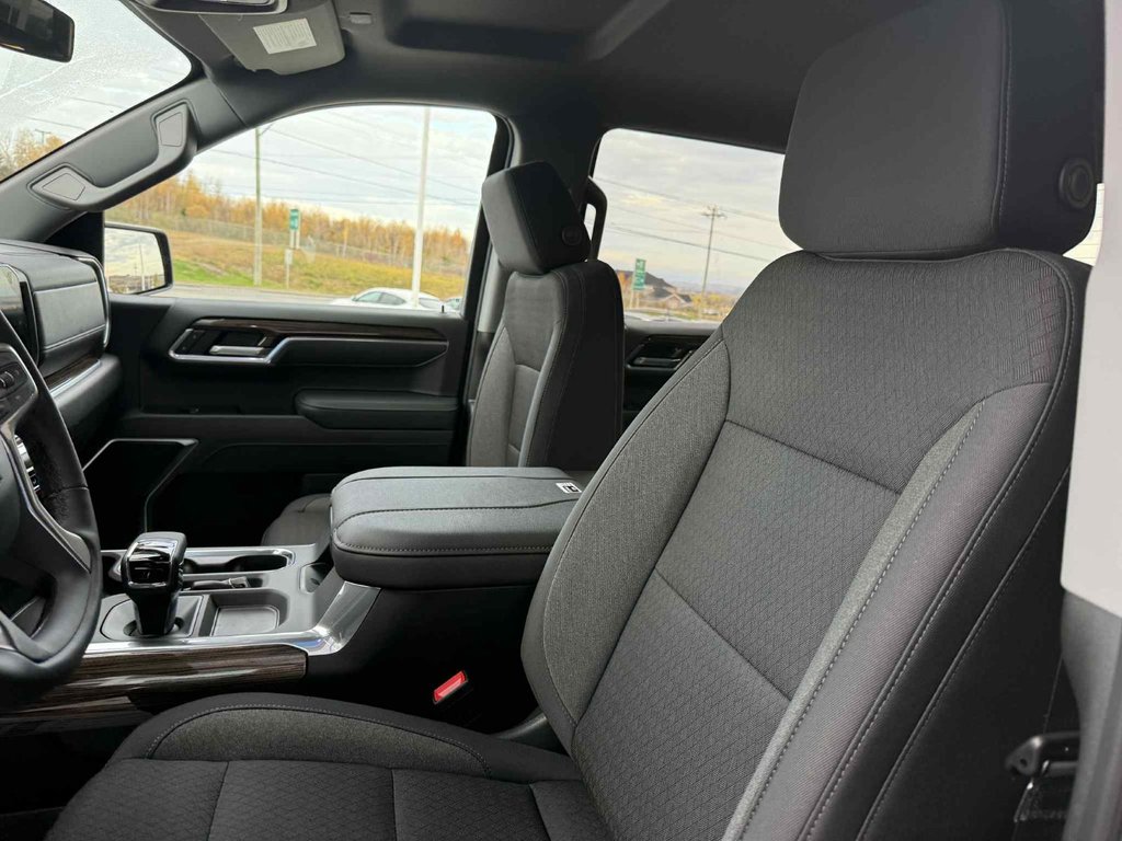 2026 Chevrolet SILVERADO 1500 RST in Grand Falls, New Brunswick - 11 - w1024h768px