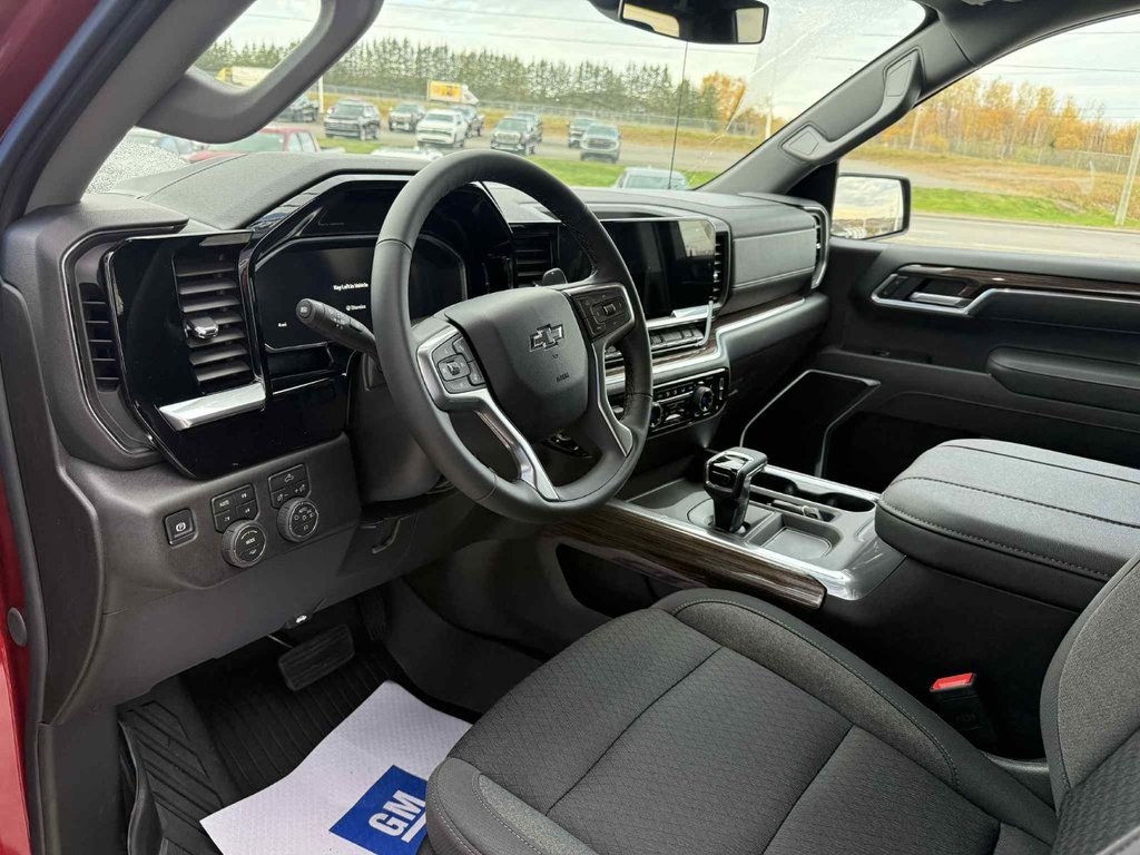 2026 Chevrolet SILVERADO 1500 RST in Grand Falls, New Brunswick - 12 - w1024h768px