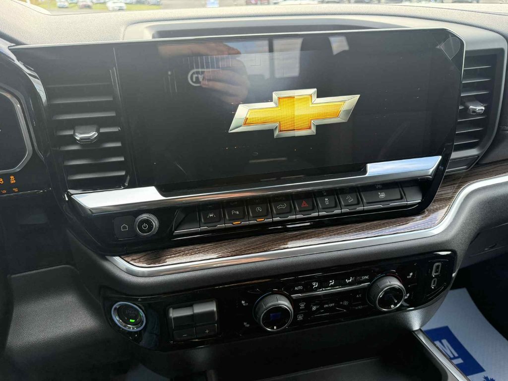 2026 Chevrolet Silverado 1500 RST in Grand Falls, New Brunswick - 12 - w1024h768px