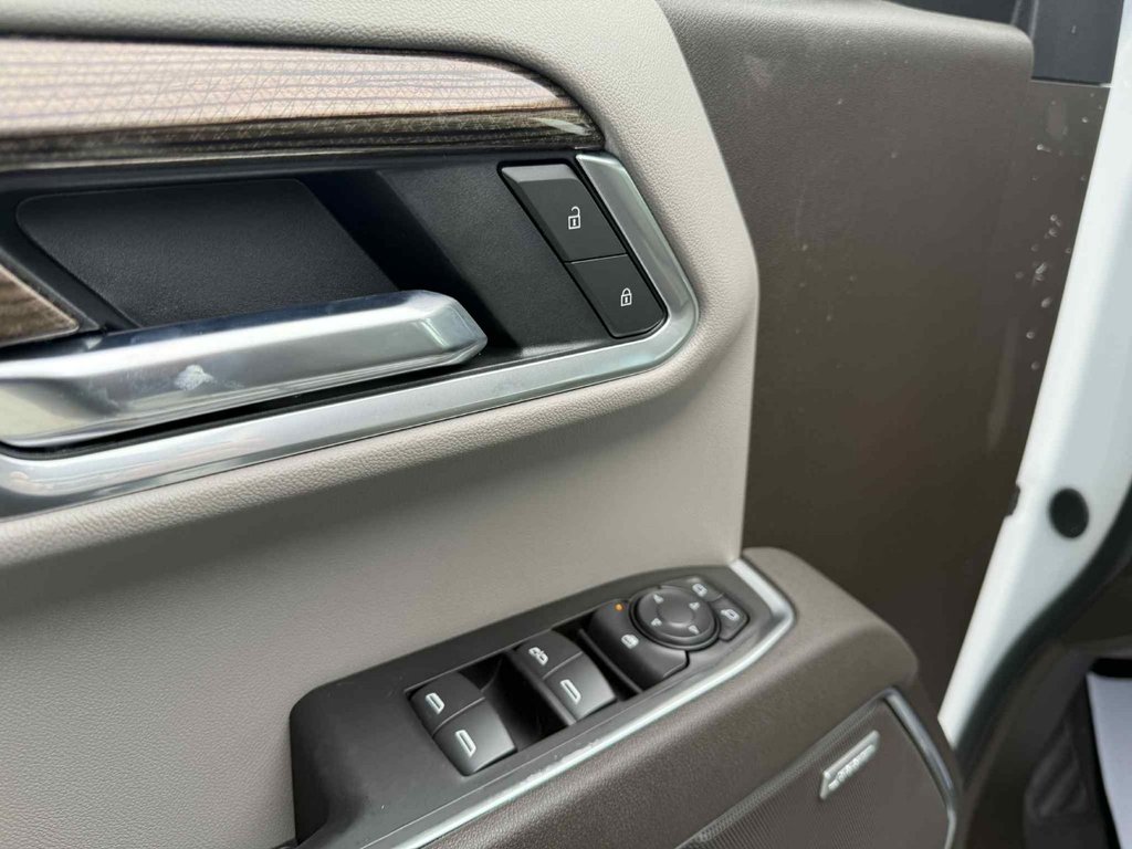 2026 Chevrolet Silverado 1500 RST in Grand Falls, New Brunswick - 13 - w1024h768px