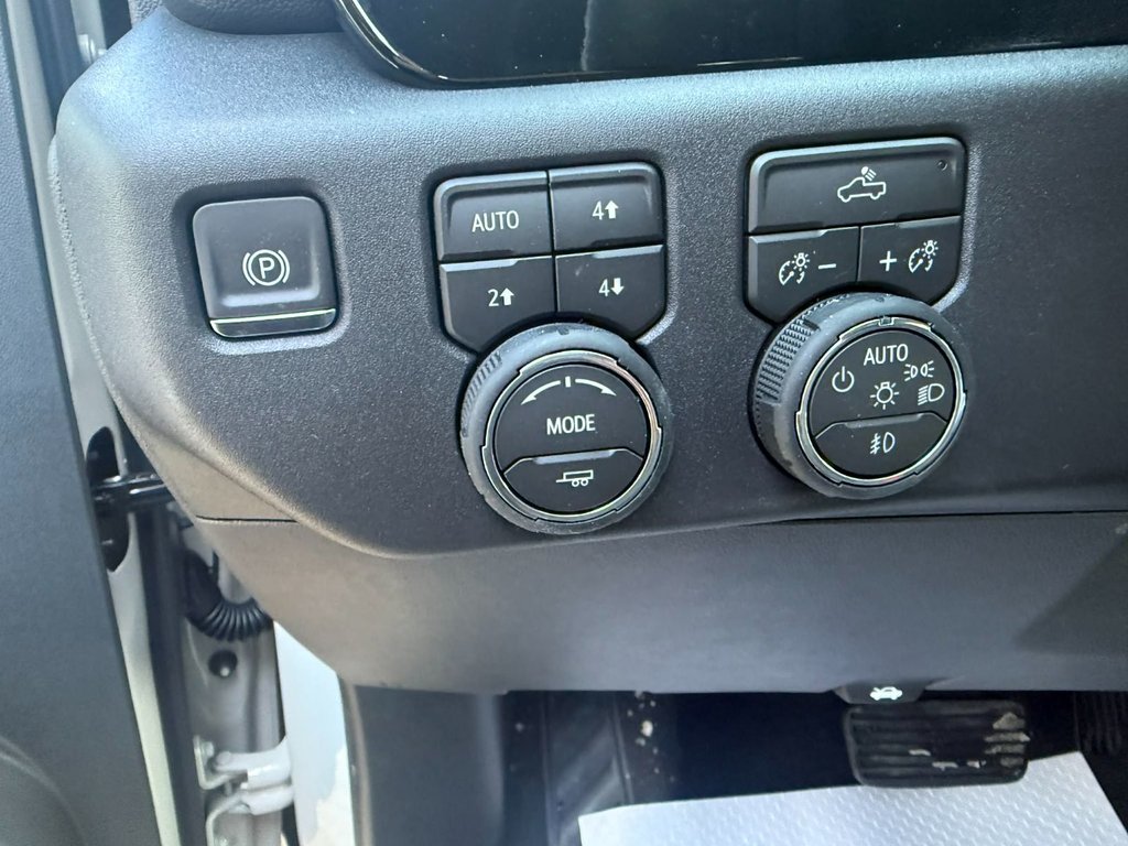 Chevrolet Silverado 1500 RST 2026 à Grand Falls, Nouveau-Brunswick - 17 - w1024h768px