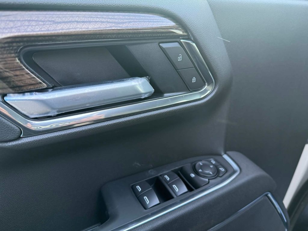 Chevrolet Silverado 1500 RST 2026 à Grand Falls, Nouveau-Brunswick - 18 - w1024h768px