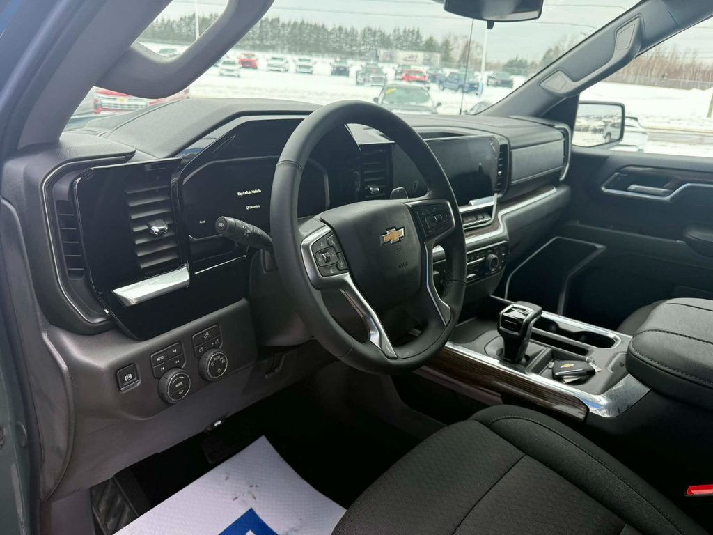 2026 Chevrolet Silverado 1500 LT in Grand Falls, New Brunswick - 9 - w1024h768px