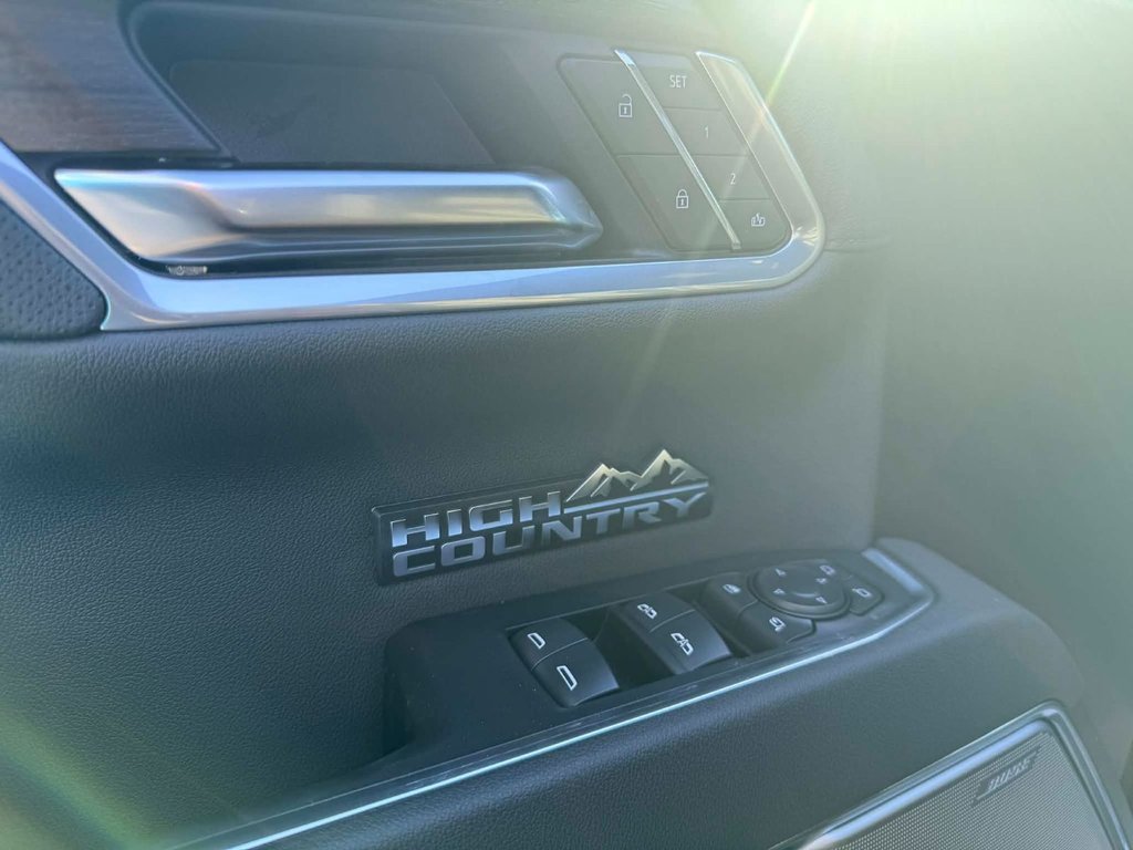 Chevrolet Silverado 1500 High Country 2026 à Grand Falls, Nouveau-Brunswick - 12 - w1024h768px