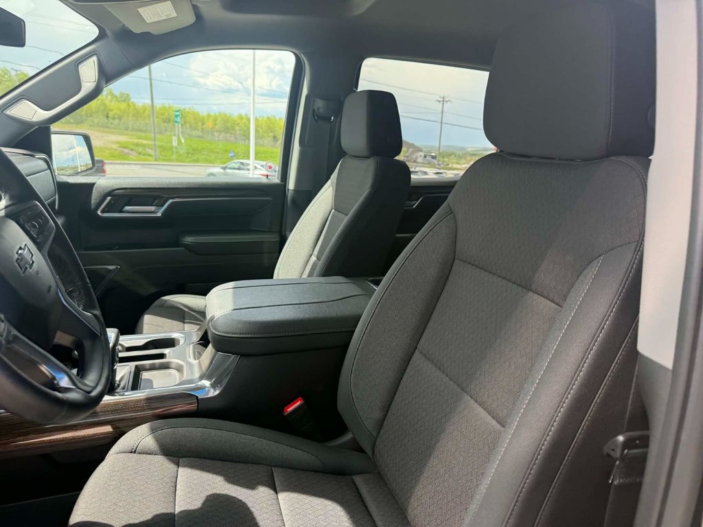 2026 Chevrolet Silverado 1500 LT Trail Boss in Grand Falls, New Brunswick - 16 - w1024h768px