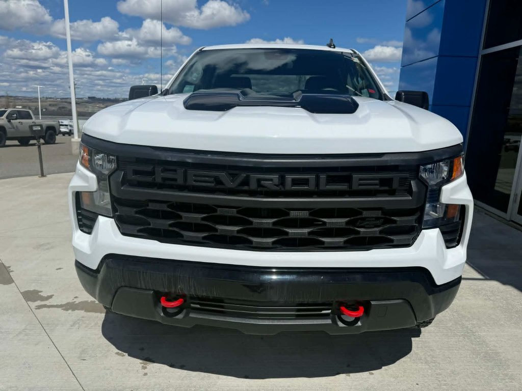 Chevrolet Silverado 1500 Custom Trail Boss 2026 à Grand Falls, Nouveau-Brunswick - 3 - w1024h768px