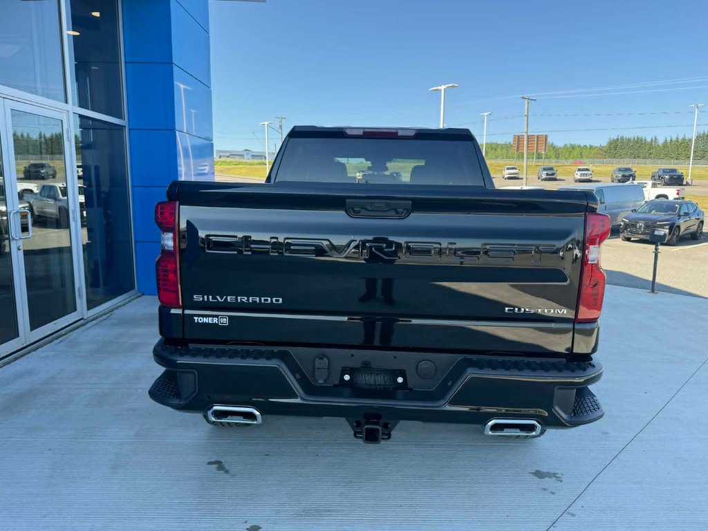 2026 Chevrolet Silverado 1500 Custom Trail Boss in Grand Falls, New Brunswick - 8 - w1024h768px