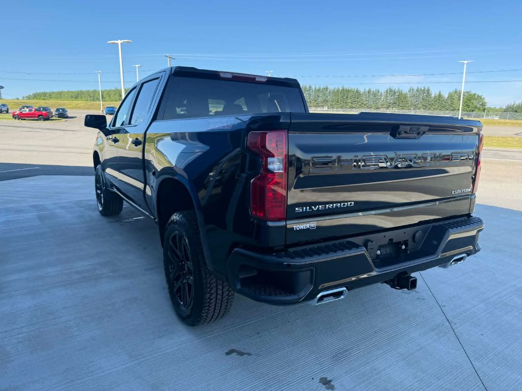 2026 Chevrolet Silverado 1500 Custom Trail Boss in Grand Falls, New Brunswick - 6 - w1024h768px