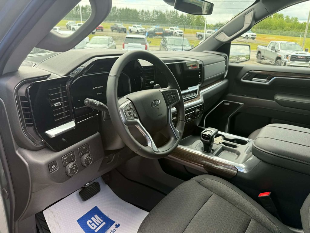 2026 Chevrolet Silverado 1500 RST in Grand Falls, New Brunswick - 9 - w1024h768px
