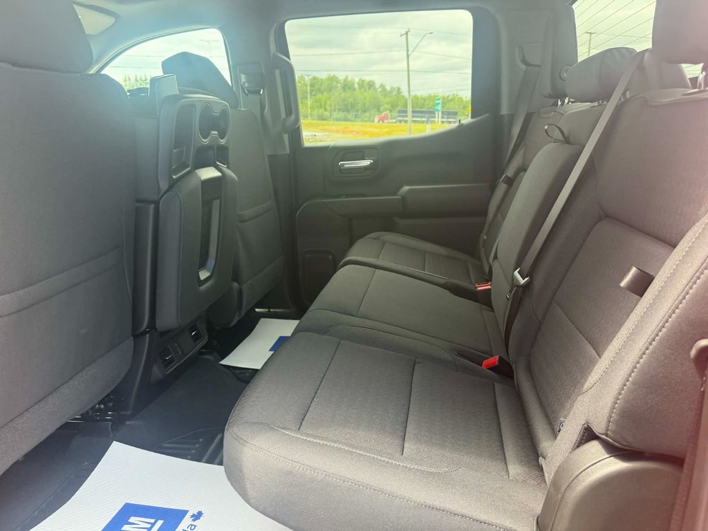 2026 Chevrolet Silverado 1500 Custom Trail Boss in Grand Falls, New Brunswick - 10 - w1024h768px