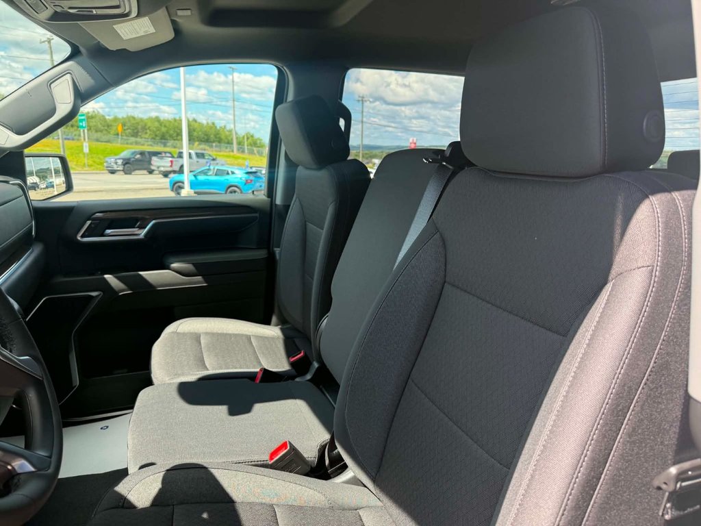 2026 Chevrolet Silverado 1500 RST in Grand Falls, New Brunswick - 9 - w1024h768px