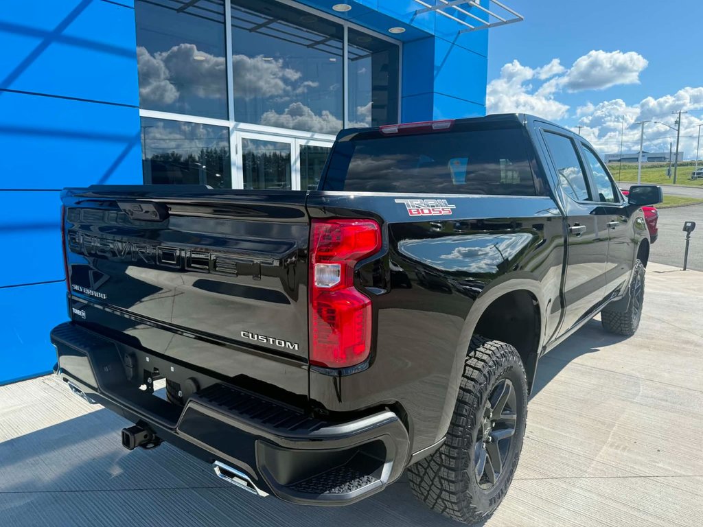 2026 Chevrolet Silverado 1500 Custom Trail Boss in Grand Falls, New Brunswick - 4 - w1024h768px