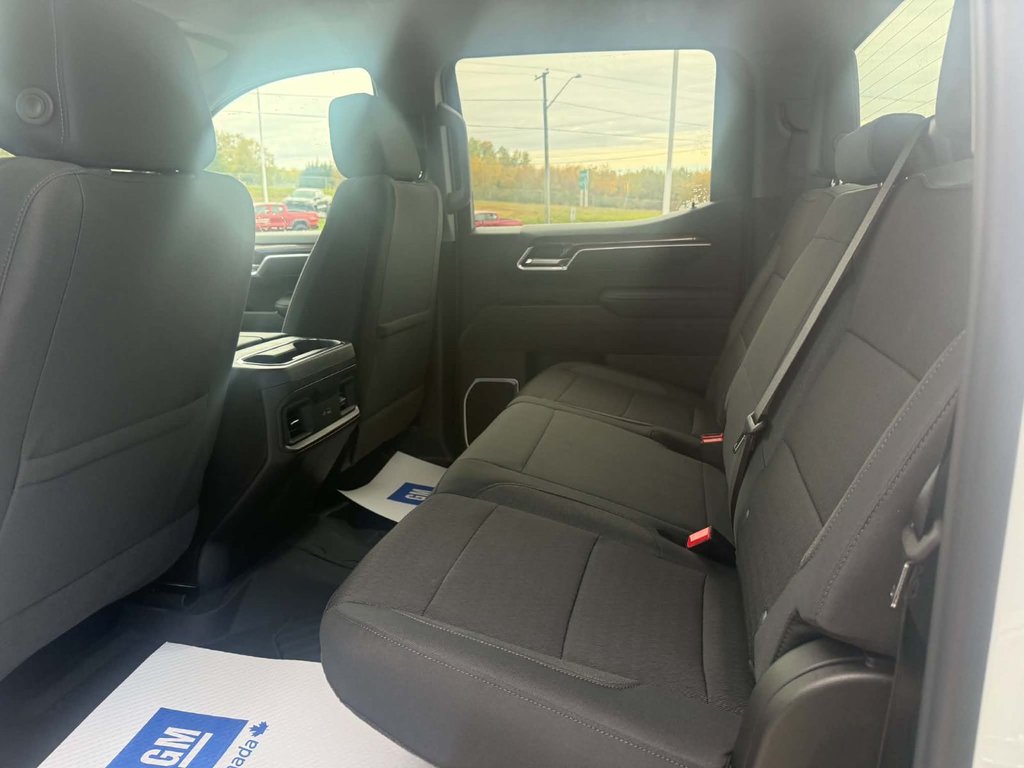 2026 Chevrolet Silverado 1500 LT in Grand Falls, New Brunswick - 14 - w1024h768px