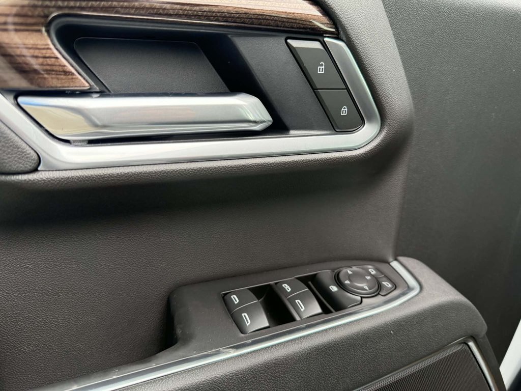 2026 Chevrolet Silverado 1500 LT in Grand Falls, New Brunswick - 16 - w1024h768px