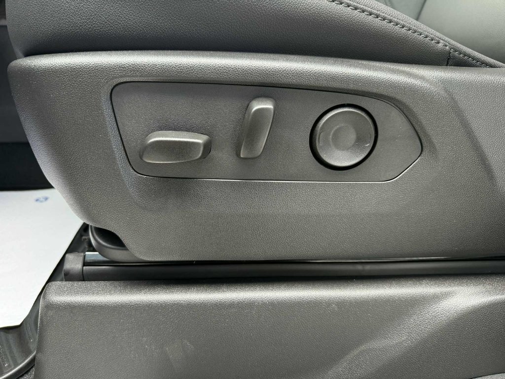 2025 Chevrolet SILVERADO 2500 HD LT in Grand Falls, New Brunswick - 12 - w1024h768px