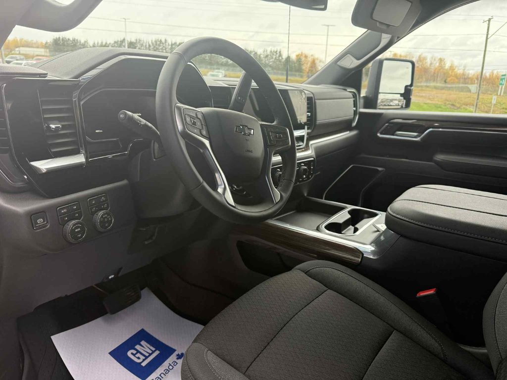 2026 Chevrolet Silverado 2500 HD LT in Grand Falls, New Brunswick - 16 - w1024h768px