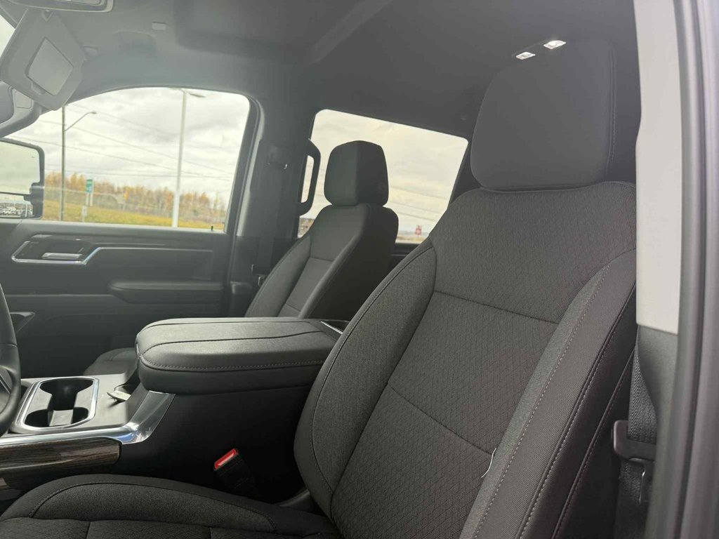 2026 Chevrolet Silverado 2500 HD LT in Grand Falls, New Brunswick - 19 - w1024h768px