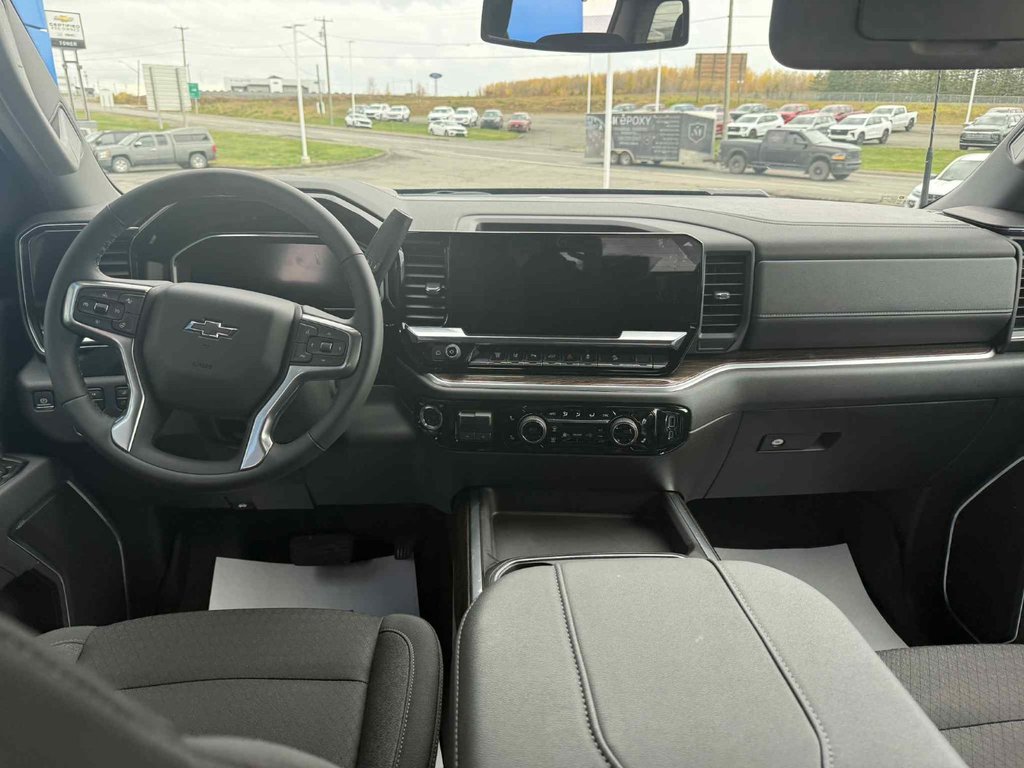 2026 Chevrolet Silverado 2500 HD LT in Grand Falls, New Brunswick - 8 - w1024h768px
