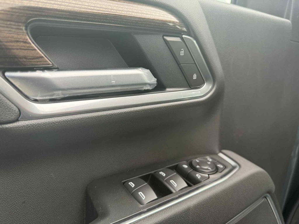 2026 Chevrolet Silverado 2500 HD LT in Grand Falls, New Brunswick - 13 - w1024h768px