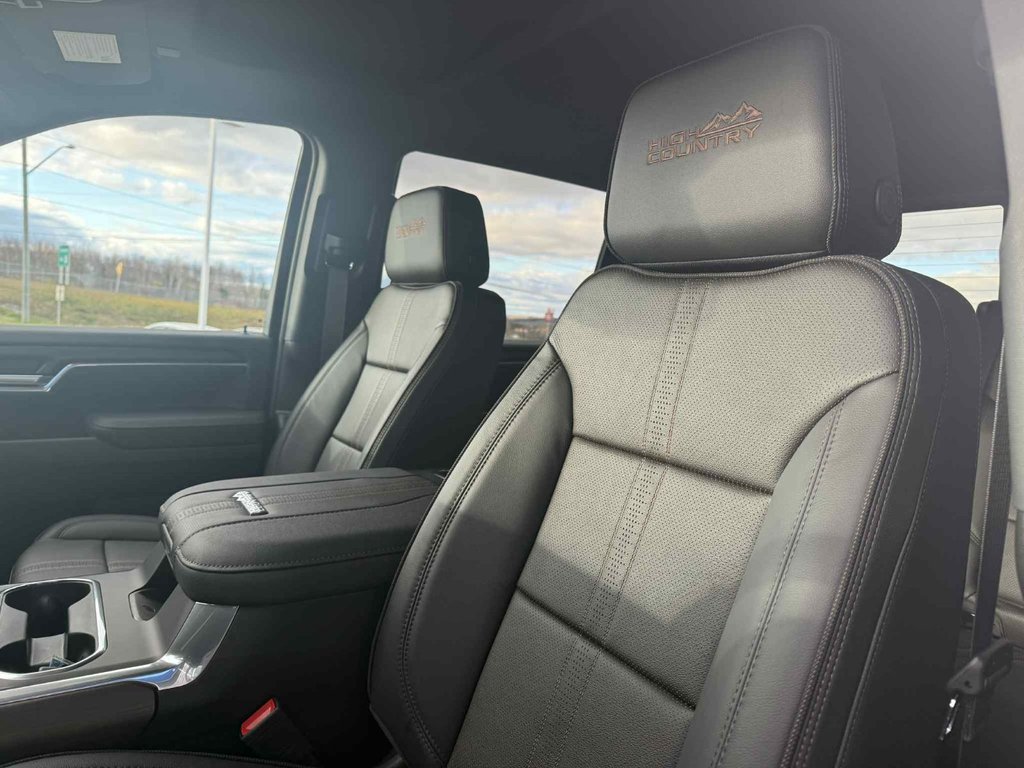 2026 Chevrolet Silverado 2500 HD HIGH COUNTRY in Grand Falls, New Brunswick - 10 - w1024h768px