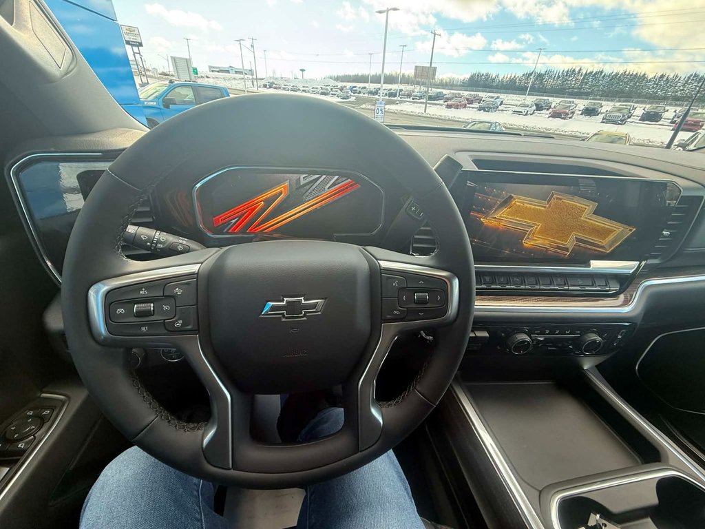 2026 Chevrolet Silverado 2500 HD LT in Grand Falls, New Brunswick - 9 - w1024h768px