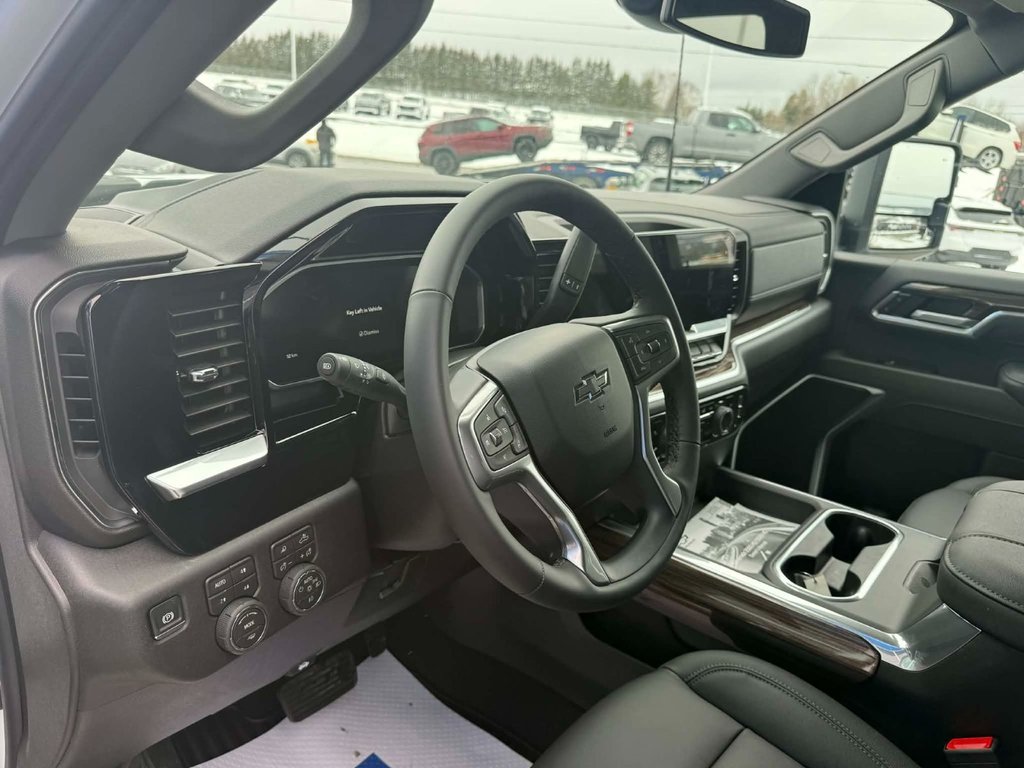 2026 Chevrolet Silverado 2500 HD LT in Grand Falls, New Brunswick - 9 - w1024h768px