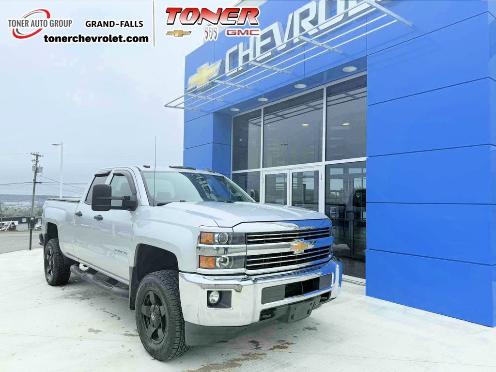 2015 Chevrolet Silverado 2500HD LT in Grand Falls, New Brunswick - 1 - w1024h768px